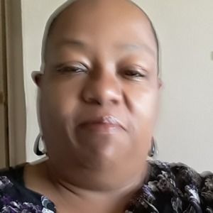 Meet your Posher, Cynthia